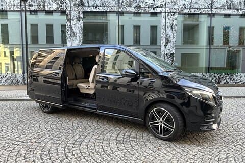 Private Zurich Airport Transport to your Ski Resort