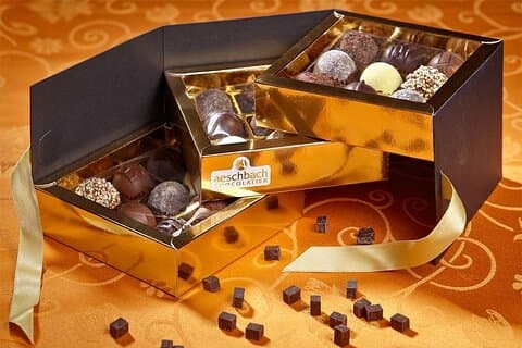 Swiss Chocolate, Cheese & Cookies Experience – Guided Train Tour