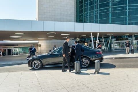 Private Zurich Airport Transfer to City - one way or round-trip