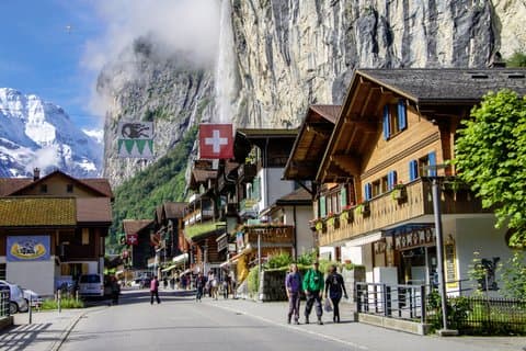 Interlaken and Lauterbrunnen Valley Private Rail Tour from Zurich