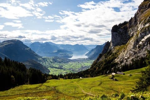 Private Tour from Zurich to Lucerne Via Zug and Kussnacht