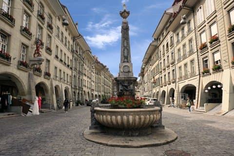 Bern City Walking Tour The City Behind The City