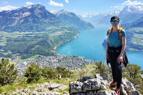 Spectacular Hidden Gem Day Tour Lake Views and Swiss Alps