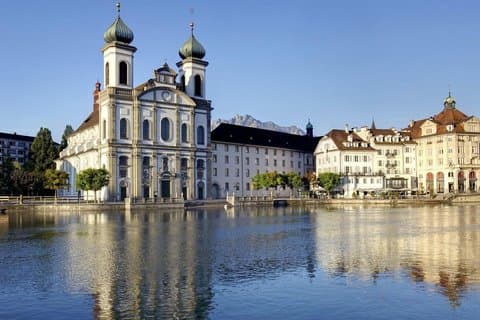 From Zurich: Lucerne Day Trip with Lake Cruise & Train travel