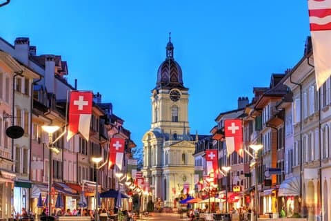 Lausanne Scavenger Hunt and Highlights Self Guided Walking Tour