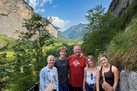 Lauterbrunnen Valley Highlights: Mürren, Waterfalls, Swiss Picnic