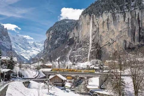 Private Interlaken to Grindelwald Tour from Zurich