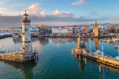 Discover 4 Countries in 1 Day Private Tour from Zurich