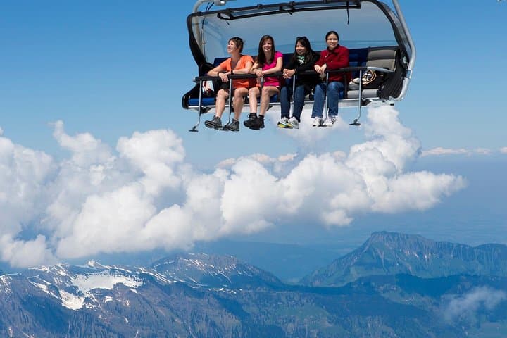See The Spectacular Scenery From The Air On The Ice Flyer Chairlift At Mt.Titlis