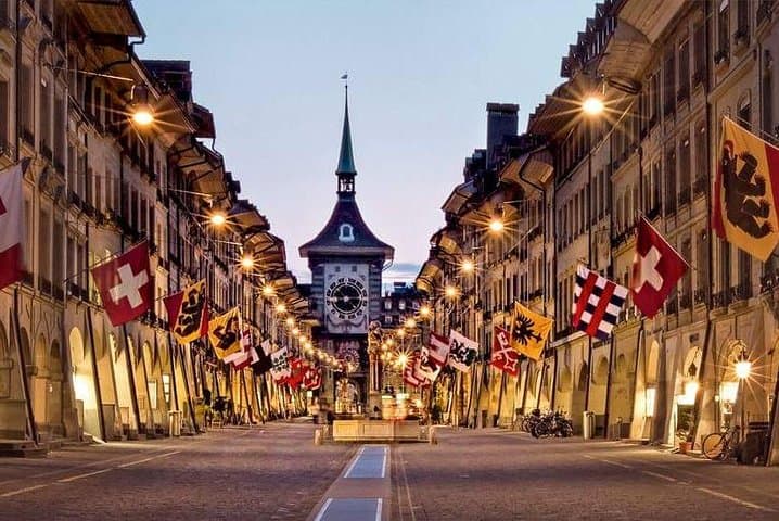 Exploring Bern City: Swiss Capital Private Walking Half-Day Tour