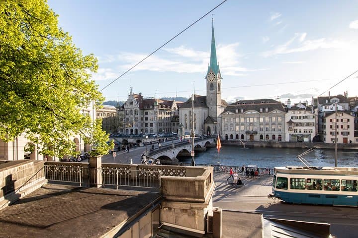 Architectural Zurich: Private Tour with a Local Expert