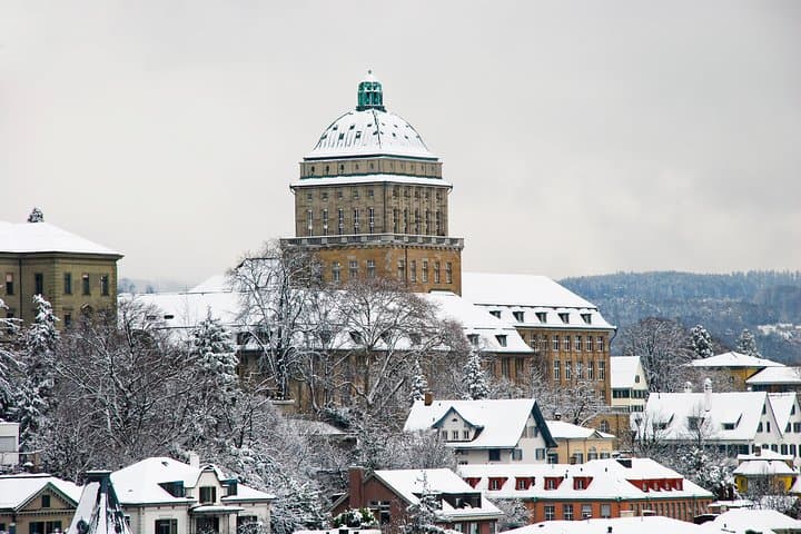 Zurich City Tour with Audio Commentary