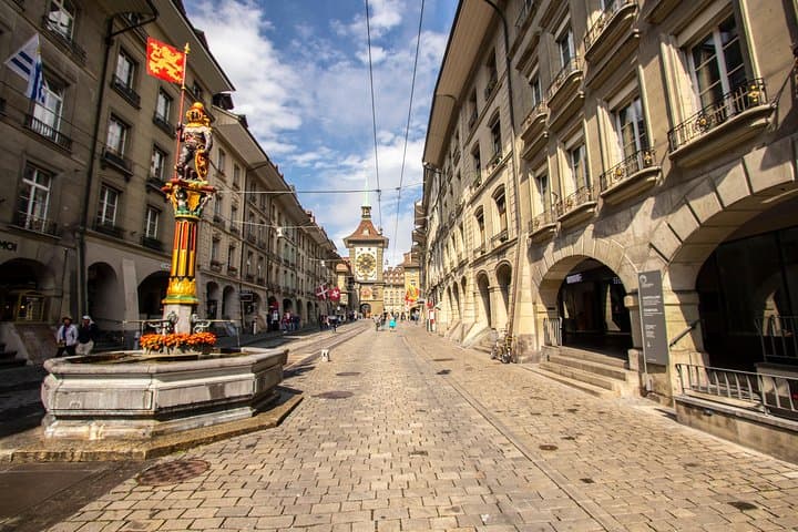 Best Intro to Bern in 2 hours with a Local