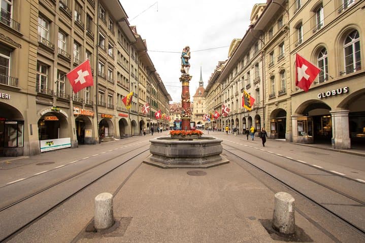 Best Intro to Bern in 2 hours with a Local