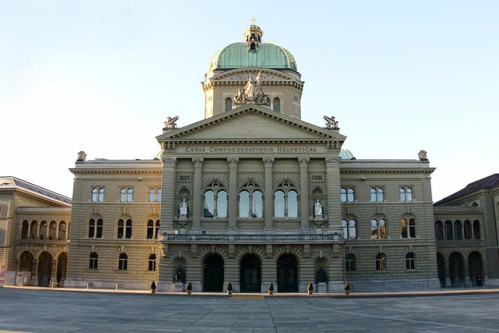 Experience Bern Old Town: UNESCO Heritage & Timeless Landmarks