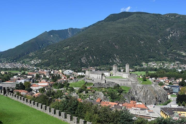 Bellinzona Highlights: Castelgrande & Historic Center