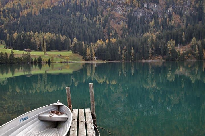 Davos Highlights: Culture, Shopping Streets & Alpine Beauty