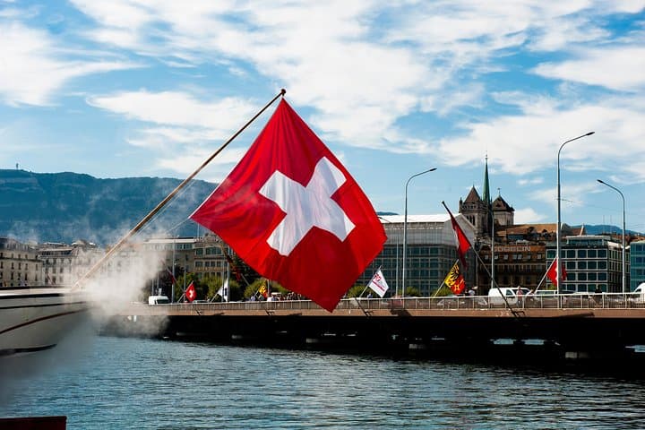 Geneva Walking Tour for your private group with an official guide