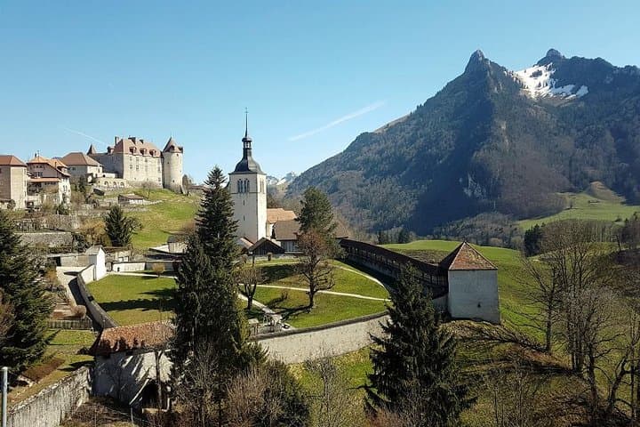 Private Swiss Cheese and Chocolate Tour from Interlaken