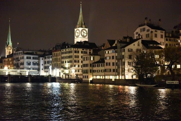 Zurich Sightseeing Private Walking Tour