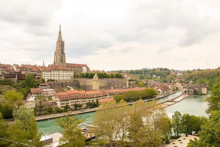 Historic Bern: Exclusive Private Tour with a Local