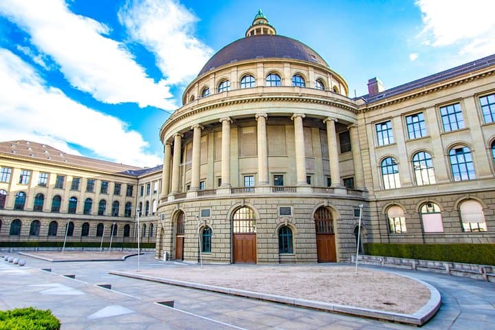 Explore Zurich’s Art and Culture with a Local