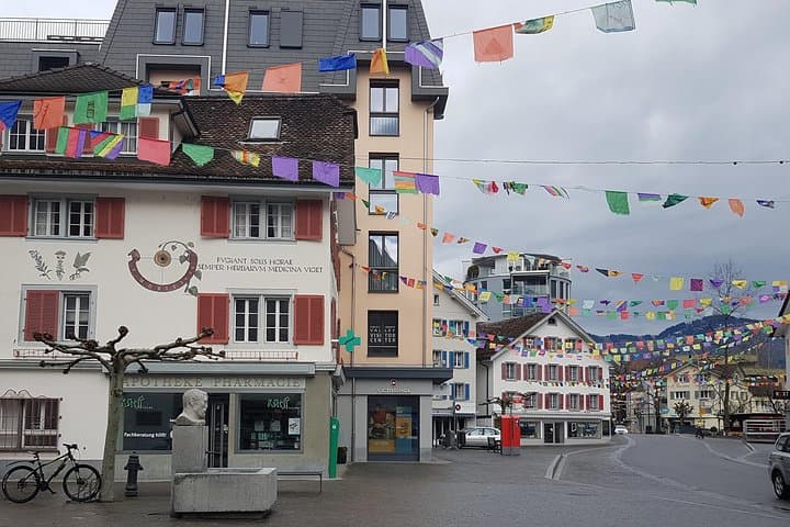 Limousine Service - Shopping assistance & Tour Guide in Zurich & Surroundings
