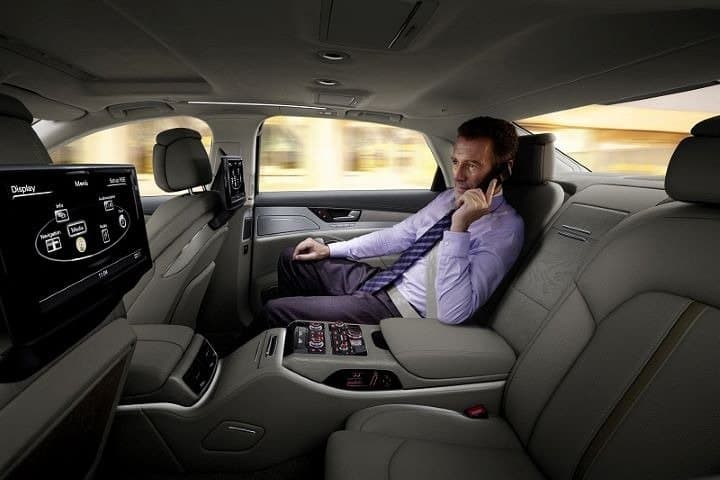 Private Transfer from Geneva Airport to Annecy