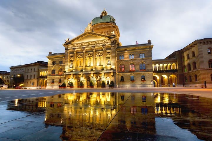 Bern Sightseeing Private Walking Tour