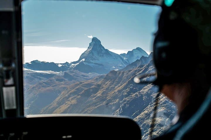 The view out of the helicotper cockpit during the Matterhorn tour