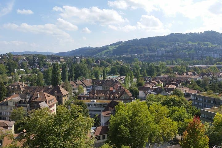Private Tour of Bern - Sightseeing, Food & Culture with a local