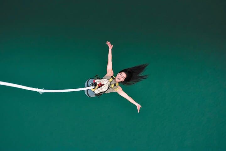 Bungy Jump Stockhorn with OUTDOOR