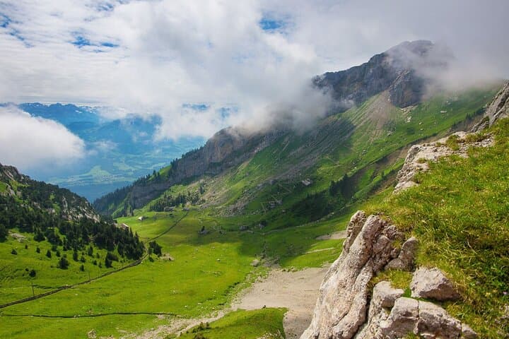 Guided Daytrip to Mount Pilatus and Lucerne from Zurich