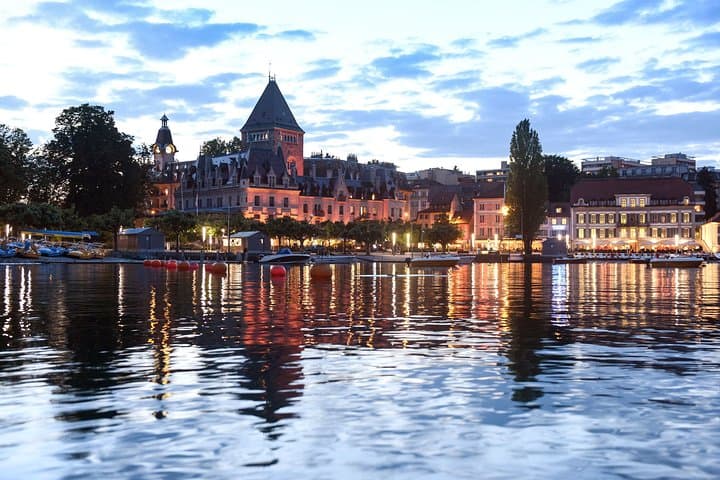 Private Trip from Geneva to Montreux through Lausanne