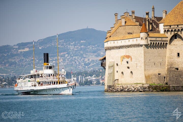 Round trip cruise from Montreux to Chillon