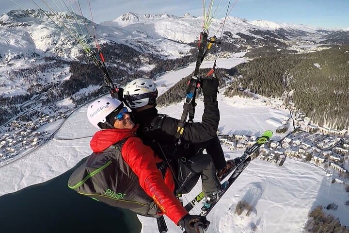 Paragliding Tandem Flights in Engadin