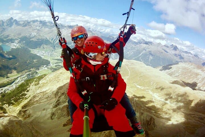 Paragliding Tandem Flights in Engadin
