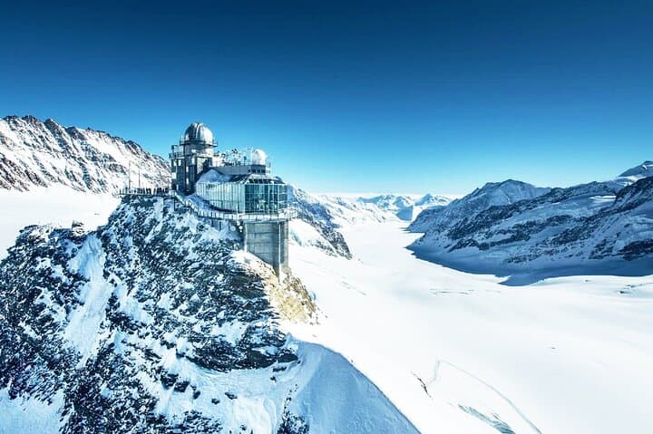 2-Day Pass from Zurich to Geneva with Interlaken and Chamonix