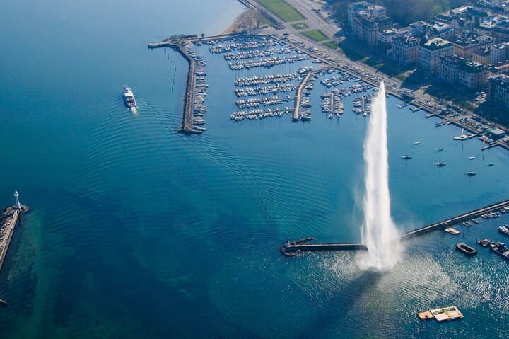 2-Day Pass from Zurich to Geneva with Interlaken and Chamonix