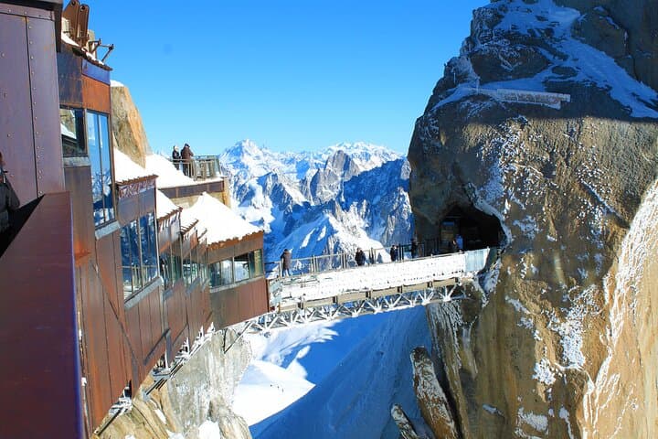 3-Day Pass from Zurich to Geneva with Interlaken and Chamonix