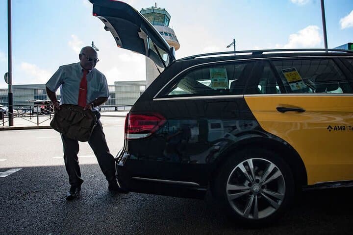 Geneva Private Transfer from Geneva Airport to City centre
