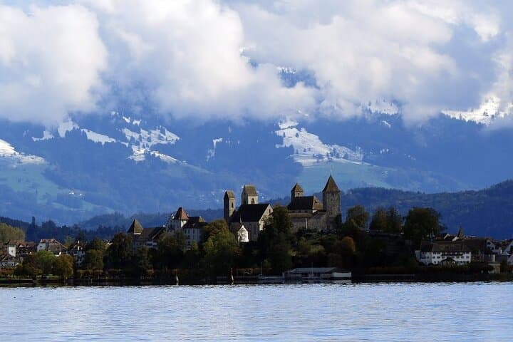 Private Half-Day Tour to Rapperswil from Zurich