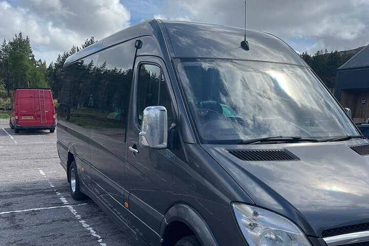 Private Transfer from Zurich Airport to Interlaken City or Hotel One Way