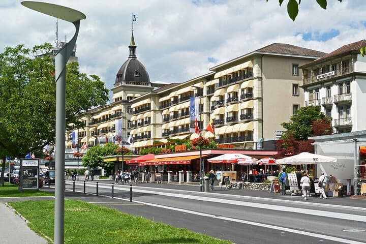 Interlaken Walking tour With a Private Professional Guide
