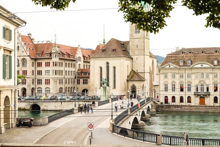 Zurich Einstein Quest: Self-Guided Family Walk
