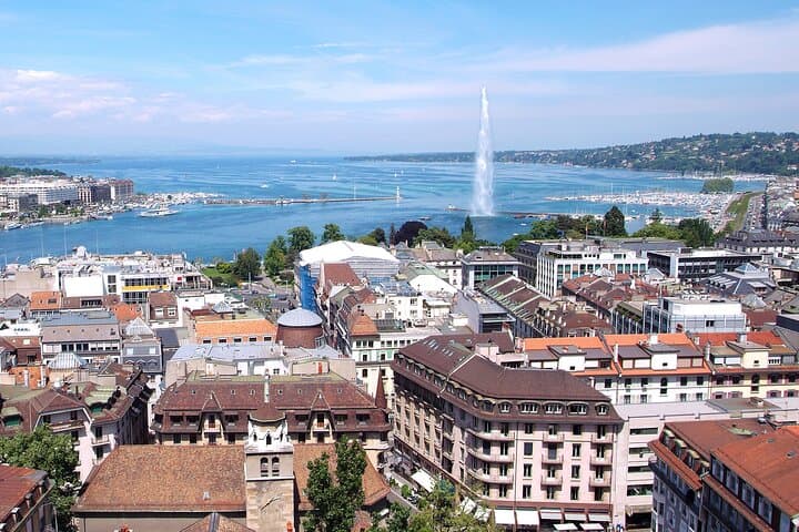 Private Walking Tour in Geneva Historic Heritage