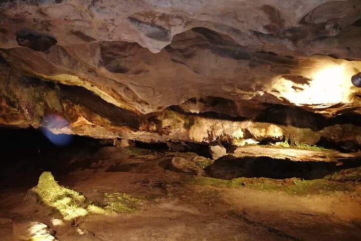 Beatus Caves, Lake Thun Cruise & Thun City Tour
