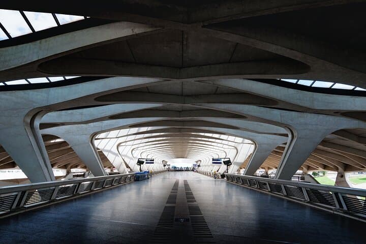 Private direct door-to-door transfer from Geneva to Lyon
