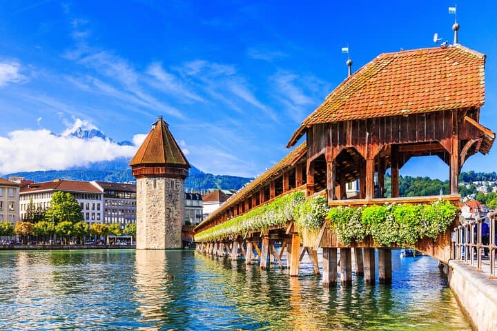 Lucerne’s Historic Centre: A Private Walk Through Time