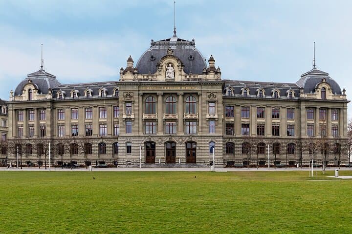 10-Hour Private Tour in Bern from Zurich